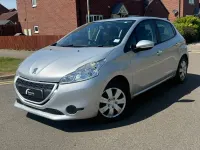 Second-hand Peugeot 208 Access 82 CP (60 kW) 2014 Argintiu Hatchback