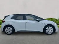Used VW ID.3 Pro 106 kW (145 HP) 2023 White Hatchback