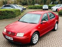 Used VW Bora SE 115 HP (84 kW) 2000 Red Sedan