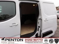 Used Citroën Berlingo 101 HP (74 kW) 2024 White MPV