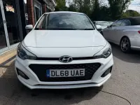 Used Hyundai i20 SE 84 HP (61 kW) 2019 White Hatchback