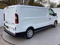 Used Renault Trafic Business 130 HP (95 kW) 2022 White MPV