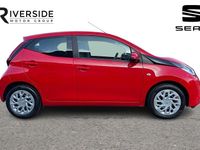 Used Toyota Aygo X-play 72 HP (52 kW) 2021 Red Hatchback