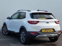 Used Kia Stonic 118 HP (86 kW) 2019 White SUV