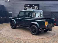 Usado Land Rover Defender 124 HP (91 kW) 2015 Pickup