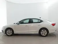 Used Skoda Octavia SE Technology 110 HP (80 kW) 2023 White Hatchback
