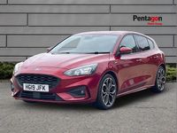 Used Ford Focus ST-Line X 123 HP (90 kW) 2019 Red Hatchback