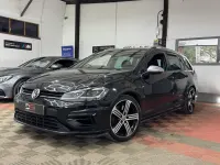 Begagnad VW Golf VII R 310 HK (228 kW) 2018 Svart Kombi