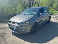 Usado VW Polo SEL 85 CV (62 kW) 2010 Gris Utilitario