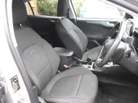 Begagnad Ford Focus Active 2019 Silver Halvkombi