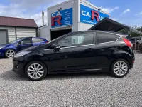 Used Ford Fiesta Titanium 125 HP (91 kW) 2016 Black Hatchback