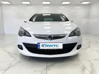 Used Vauxhall Astra GTC SRi 2016 White Coupe