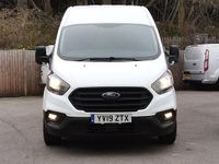 Used Ford Transit Custom 105 HP (77 kW) 2019 White Van