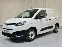 Used Toyota Proace Active 100 HP (73 kW) 2022 White MPV
