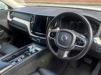 Used Volvo XC60 Inscription 250 HP (183 kW) 2020 White SUV