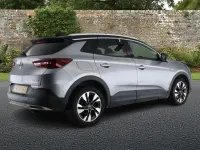 Second-hand Vauxhall Grandland X Sport 130 CP (95 kW) 2018 Gri SUV