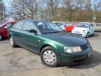 Used VW Passat S 2000 Green Sedan