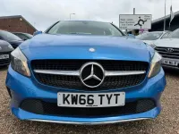 Used Mercedes A180 122 HP (89 kW) 2017 Blue Hatchback