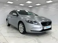 Begagnad Volvo V40 SE Lux 120 HK (88 kW) 2016 Silver Halvkombi