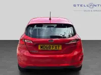 Used Ford Fiesta Zetec 99 HP (72 kW) 2019 Red Hatchback