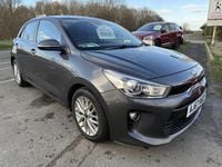 Used Kia Rio 99 HP (72 kW) 2018 Grey Hatchback