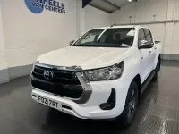 Used Toyota HiLux 150 HP (110 kW) 2021 White Pickup