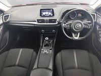 Used Mazda 3 Inclusive 120 HP (88 kW) 2018 Red Hatchback