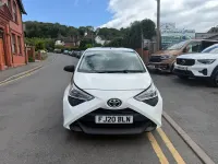 Used Toyota Aygo 72 HP (52 kW) 2020 White Hatchback