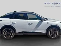 Used Peugeot e-3008 GT 152 kW (207 HP) 2024 White SUV