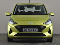 Used Hyundai i10 Advanced 63 HP (46 kW) 2024 Yellow Hatchback