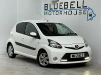 Used Toyota Aygo 68 HP (50 kW) 2012 White Hatchback
