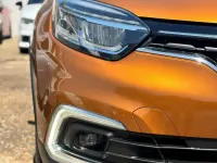 Used Renault Captur Dynamique 90 HP (66 kW) 2017 Orange/black SUV