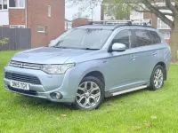 Used Mitsubishi Outlander P-HEV 200 HP (147 kW) 2015 Blue SUV