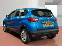 Usado Renault Captur Dynamique 90 HP (66 kW) 2016 Azul SUV