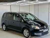 Begagnad VW Touran SE 105 HK (77 kW) 2013 Svart Minibuss