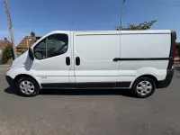 Used Renault Trafic 115 HP (84 kW) 2012 White MPV