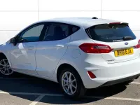 Usado Ford Fiesta Zetec 86 HP (63 kW) 2019 Branco Citadino