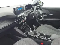 Used Peugeot 208 Allure 101 HP (74 kW) 2025 Red Hatchback