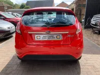 Used Ford Fiesta Zetec 82 HP (60 kW) 2014 Red Hatchback