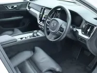 Used Volvo V60 CC 197 HP (144 kW) 2022 Estate