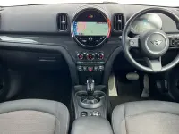 Usado Mini Cooper Countryman Classic 134 HP (98 kW) 2023 Preto SUV