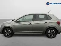 Begagnad VW Polo Match 95 HK (69 kW) 2021 Grå Halvkombi