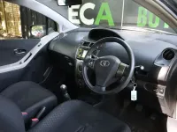 Używany Toyota Yaris 2011 Czarny Hatchback