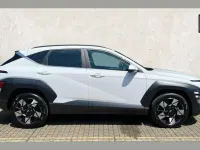 Used Hyundai Kona Advanced 127 HP (93 kW) 2025 White SUV