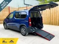 Second-hand Peugeot Rifter Access 131 CP (96 kW) 2023 Albastru Monovolum