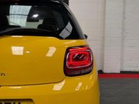 Begagnad Citroën DS3 82 HK (60 kW) 2014 Gul Halvkombi