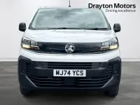 Used Vauxhall Vivaro S 120 HP (88 kW) 2024 White MPV