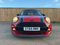 Begagnad Mini ONE Hatch 102 HK (75 kW) 2015 Röd Halvkombi