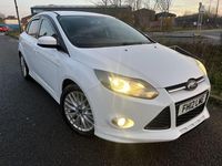 Used Ford Focus Zetec 115 HP (84 kW) 2012 White Hatchback