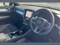 New Volvo XC40 Plus 161 HP (118 kW) 2026 Blue SUV